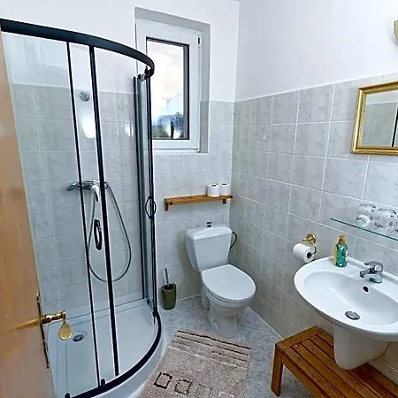 Отель Monaco 3*
